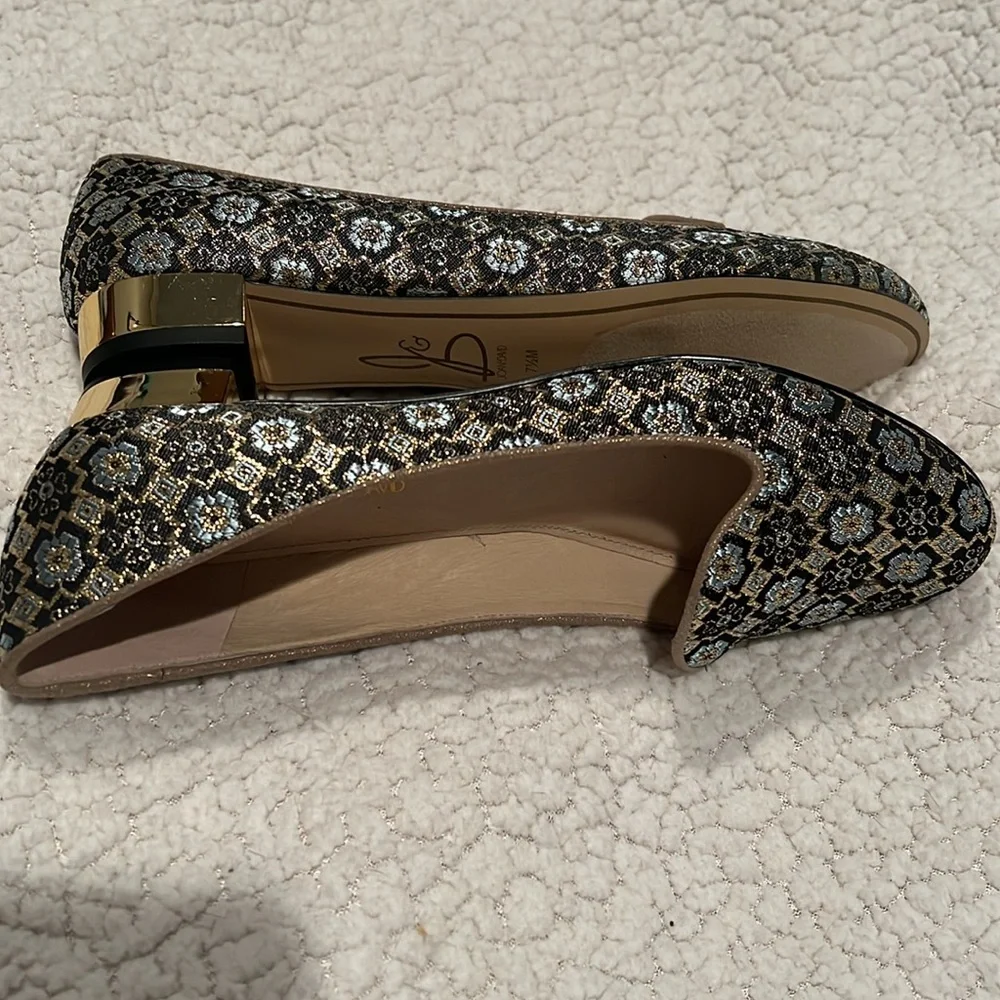 J&G Joan@David Shoes - Picture 6 of 6